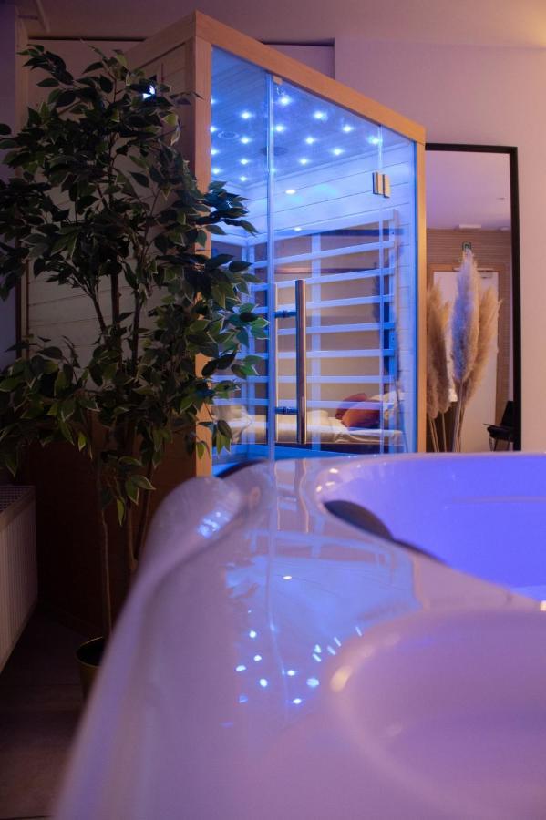 Spa Palawan Prive Avec Jacuzzi Et Sauna Liege Hotel Exterior photo